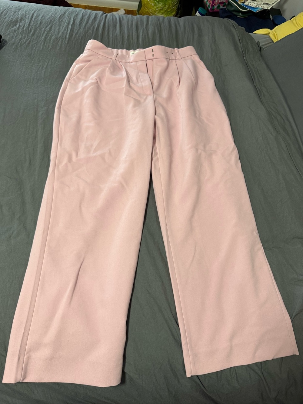 Women’s Wide-Leg Pink Trousers